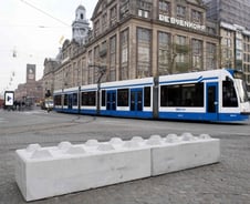 [IT썰] "중국산 CCTV 다 떼라"…암스테르담 보안 우려에 철거