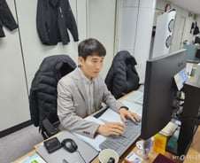 "지하철서 지갑 도난" 한국 온 중국인들 당황…CCTV 100대에 찍힌 수법