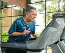 "이제 건강 챙겨야지"…중년의 마라톤, 심장에 '독' 됐다