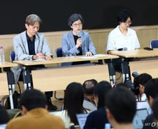 서울의대 교수 200명 '전면 휴진' 참여키로…"중증·희귀질환은 진료"