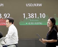 외인 '사자'에 코스피 2760선 회복…2년4개월만에 최고치