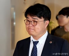 '임현택'과 작별 고한 전공의·의대생…의-정 '단일 창구' 사라졌다