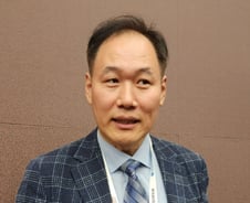 "합병증 아닌데도 소송…10억 내라면 누가 치료하겠나" 의사 '발끈'