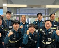 [베테랑]테러 본 수의사, 가운 벗을 결심…경찰 되고 또 열공하는 이유