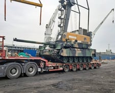 올해만 56%·106% '껑충'…K-방산 이끄는 두 종목, 희소식 계속된다