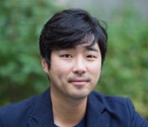[청계광장]마성의 황성빈, 뜨거운 온몸의 야구