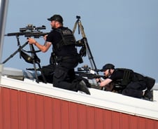 "저기 총 든 남자" 제보에도 암살시도 못 막았다…경호 책임론 확산