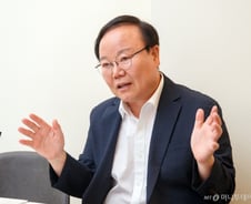 김재원 "이재명과 맞대결할 것...한동훈, 일부 당원에 메시아"[인터뷰]