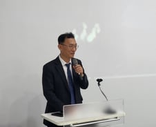 "온종일 암 수술해도 '쌍꺼풀'보다 수익 낮아" 공공병원 외과 의사의 한탄