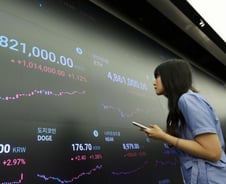 "'빅쇼트' 꿈꾸다 1300억 날렸다"…폭등 알트코인들, 왜