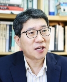 [MT시평]법조계 정치인이 잘 싸우는 이유