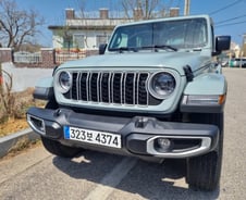 "도전과 모험의 로망"…'SUV의 원조' 지프 랭글러 사하라[시승기]