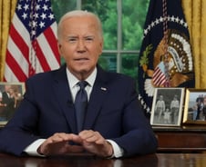 바이든, 재선 도전 포기…대선 107일 앞두고 '고령 리스크' 발목