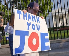 바이든 사퇴, 민주당에 약일까 독일까…미국 역사 살펴보니