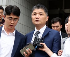 "카카오 김범수 구속 끝 아냐"…'공정위 리스크' 겹겹이 악재