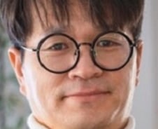 [투데이 窓]'텍스트 힙'(Text Hip)은 과시욕의 산물인가