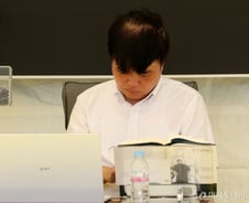 힘 실린 간호사, 힘 빠진 의사…안갯 속 의료정국은?