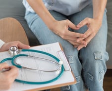 난소암 재발, 3개월 시한부?…"10년 넘게 산다" 의학계 반색한 치료법