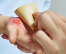 미국처럼 응급실 진료비 폭탄?…"의식 있다면 경증" 발표에 의사들 반박