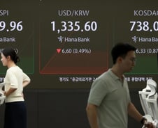 'R의 공포'는 한 풀 꺾였지만…증권가는 "포트폴리오 재편 시점"