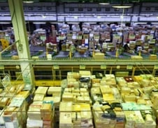 "무료 반품 해줄게" 고객 모시는 이커머스…사회적 비용은 누가?