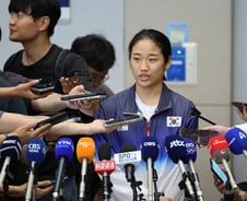 안세영과 유인촌, 그리고 정의선[광화문]