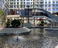 '파리부터 뉴욕까지' 전 세계 공원이 내 집앞에…왕길역 로열파크씨티[르포]