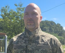 전쟁 중에 한국 찾았다…우크라 영관급 장교, 탄약·기술 'SOS'