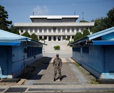 "통일 싫지만…북한, 중국땅 되는건 안돼" 20대들 '돌변'한 이유