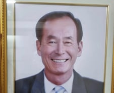 영정사진 속 '무표정' 아빠가 활짝…"신기해요" 눈물이 왈칵[인류애 충전소]