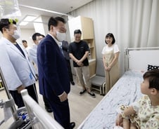 "전공의 없어서…" 90일 이상 장기 입원 환자 얼마나 줄었나 보니