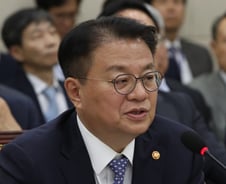 김상훈 "비열한 배달의민족" 수수료 비판에...방기선 "살펴볼 것"