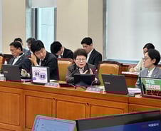 "영풍 장형진, 출석 안하면 청문회 열어야" 환노위 與野 한목소리 지적