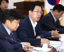 與이만희 "우리나라 주변 '원전' 밀집…한·중·일 안전 협의체 구성해야"