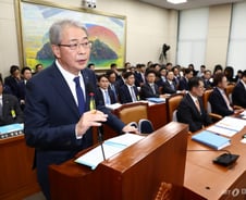 임종룡, 금융사고 늦장 보고 지적에 "부족한 점 송구"