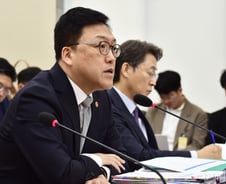 김병환 "삼부토건 이상거래 심리 보고서, 국회 제출 어려워"