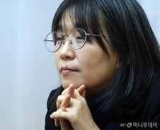 한동훈, '노벨 문학상 한강' 쾌거에 "이런 날도 오는군요"