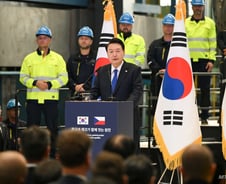 "대국민 사기" vs "국익 극대화"…'원전·석유' 에너지국감 與·野 격돌