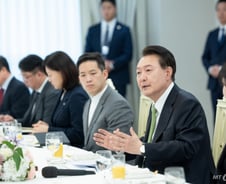 [광화문] K-스타트업 생태계, 다양성 없이 미래도 없다