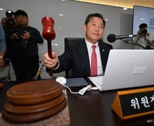 오늘도 '체코 원전'이 산자위 블랙홀…한수원 사장 "덤핑수주 절대 아냐"