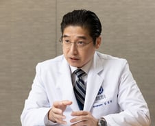 MRI로 보며 방사선 집중 조사…"1회로 끝나는 '방사선 수술' 시대 곧온다"