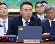 "김대남 하늘에서 뚝 떨어졌나" 野 맹공···유재훈 "뼈아프게 받아들여"