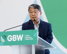 "모빌리티 전동·디지털화 가속화…돈 아끼지말고 투자해야"