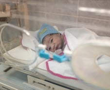 세균 감염 취약한 '극소 미숙아', 항생제 미리 투여 시 득실 따져보니