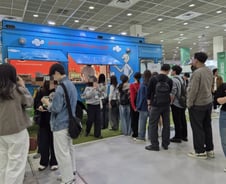 우유보다 더 고소하고 속도 편해…가루쌀로 신세계 열었다