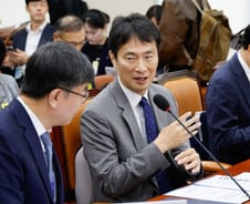 "정치할 생각 있나" 질문에 이복현 "없어… 좀 믿어달라"