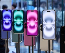 아이폰16 중국서 잘 팔린다지만… 애플 주가 좌우할 변수 2가지