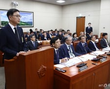 "삼성전자 방사선 피폭, 이재용 부회장에 보고했나"..."안 했다"