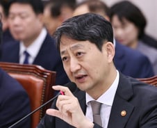 안덕근 산업장관 "올해 전기료 추가 인상 어려워…부득이 산업용 인상"