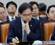 "자율규제 안되면?"…한기정 "10월 말까지 상생안 마련 최선"